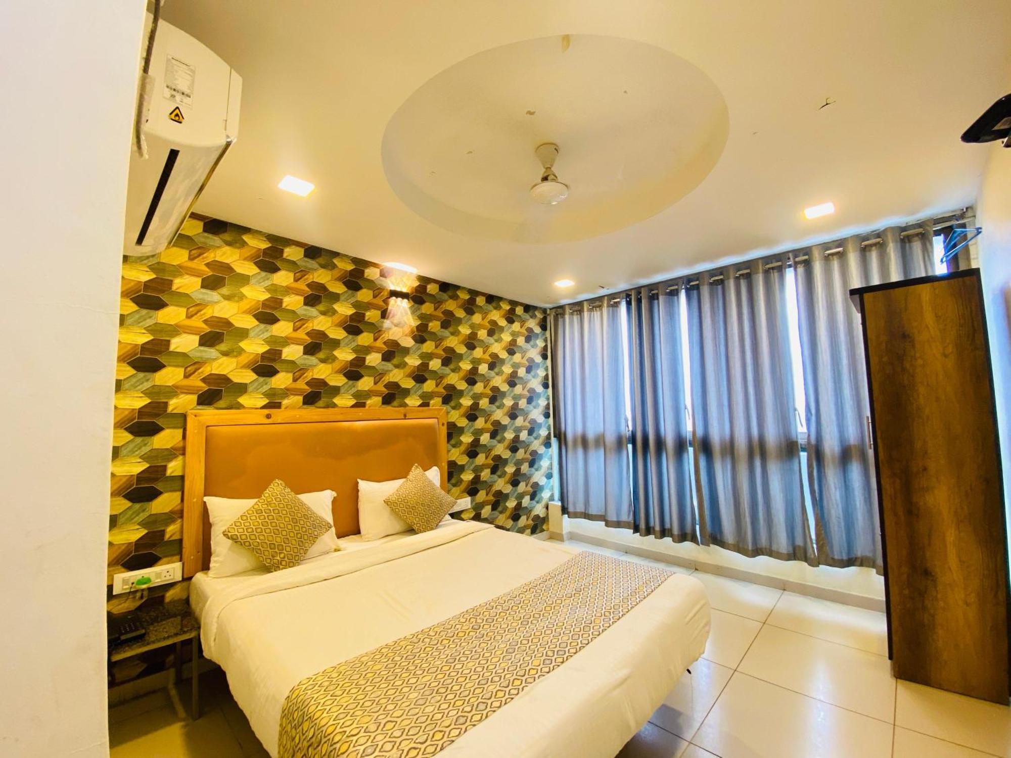 Hotel Alexa By Abc Ahmedabad Exterior foto